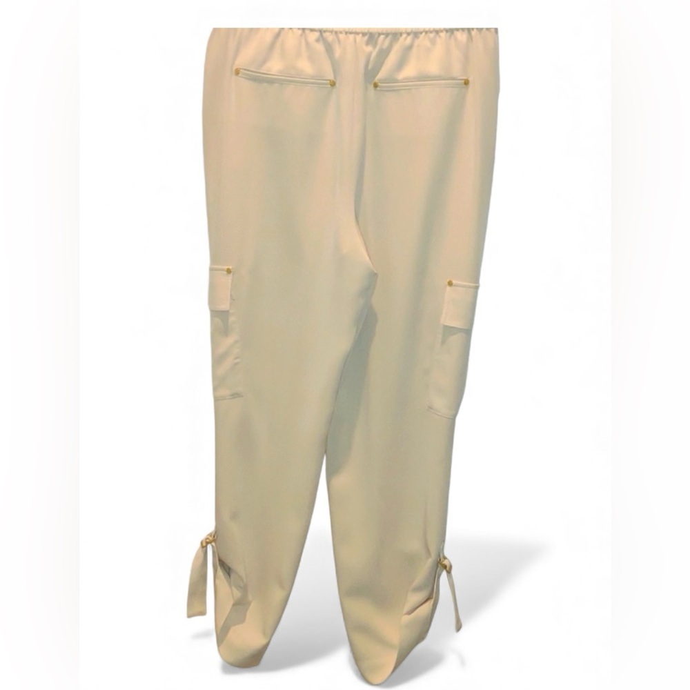 Black Label Chicos 1 Cream
Polyester Cargo Pants - Picture 3 of 8